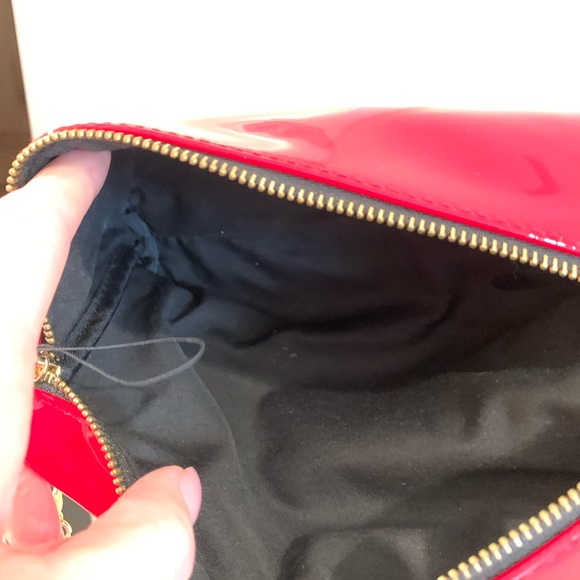 ✨NWOT✨YSL Saint Laurent Limited Makeup Bag/Cross Body Bag✨ - Picture 7 of 7